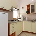 佩拉公寓 公寓 赫瓦尔