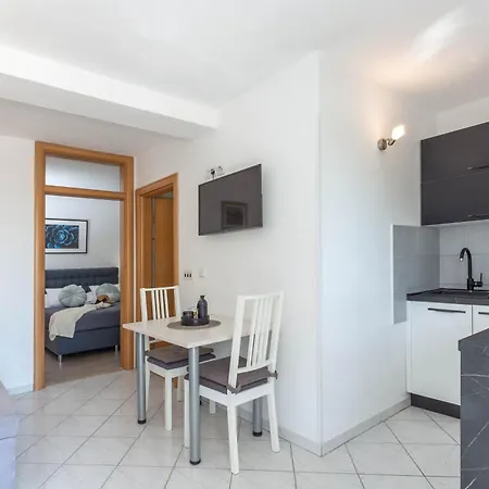 Apartment Pera