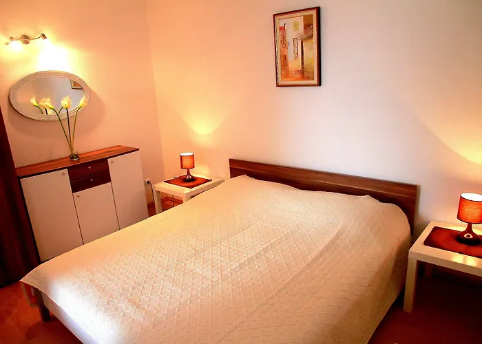 아파트먼트 페라 흐바르