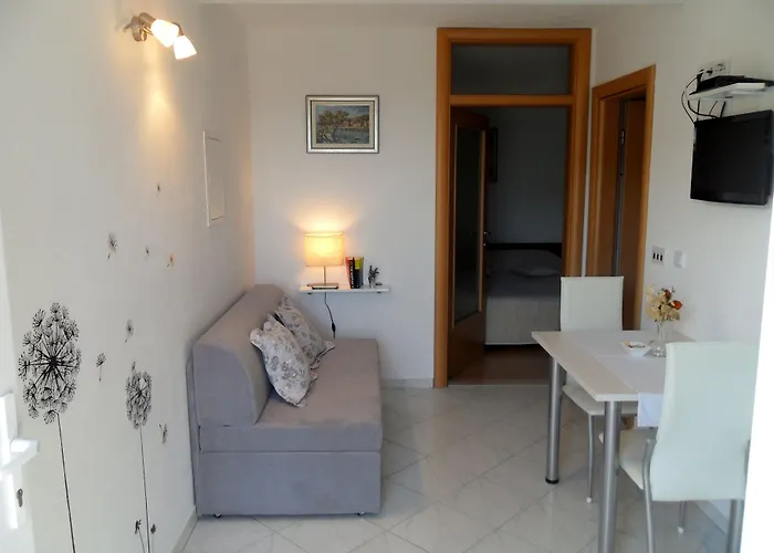 아파트먼트 페라 * 흐바르