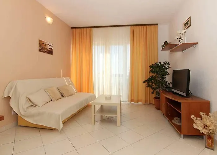 아파트먼트 페라 *